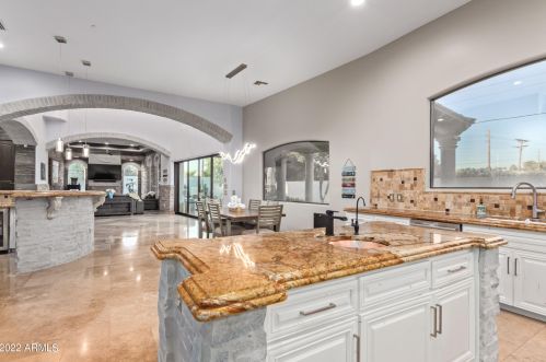 3675 59 Pl, Phoenix AZ 85018-3210 exterior