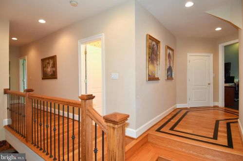 11300 Glen Rd, Rockville MD 20854-1849 exterior