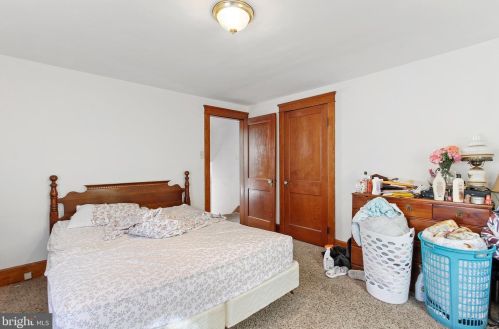 406 Fulton St, Hanover PA 17331-2723 exterior