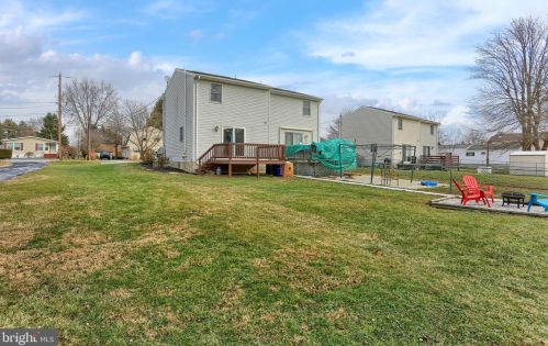 407 Meade Ave, Hanover PA 17331-3622 exterior