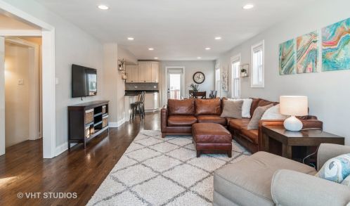 6231 Hamlin Ave, Chicago IL 60803-6241 exterior