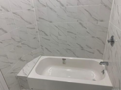 2306 Bassford Ave, Bronx NY  10458-7858 exterior