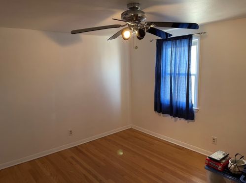 6129 Mcvicker Ave, Chicago IL 60638-4325 exterior