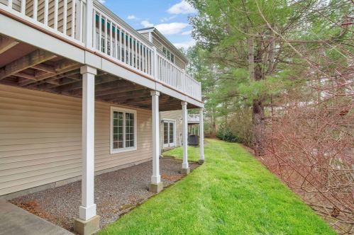 403 Browning Ln, Worcester MA  01609-1163 exterior