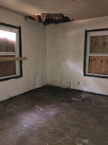 831 Mercury Dr, Atlanta GA 30331-0033 exterior