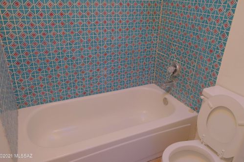 1515 Bryant Ave, Tucson AZ 85706-2917 exterior