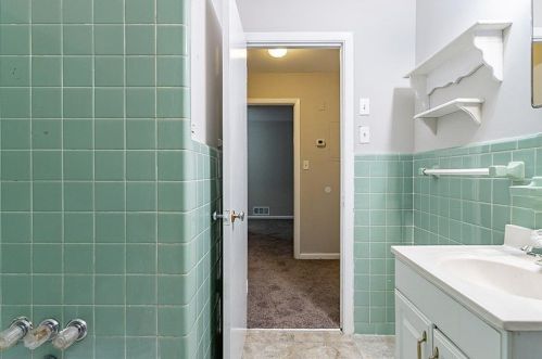 2702 Addison Dr, Atlanta GA 30340-1838 exterior