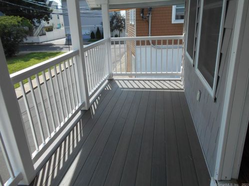 22 Botsford Ave, Milford CT 06460-5805 exterior