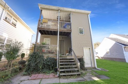 384 Morrissee Ave, Paterson NJ 07508-1311 exterior