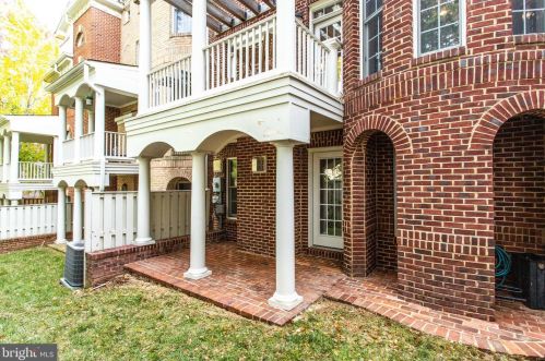 7744 Legere Ct, Mc Lean VA  22102-4791 exterior