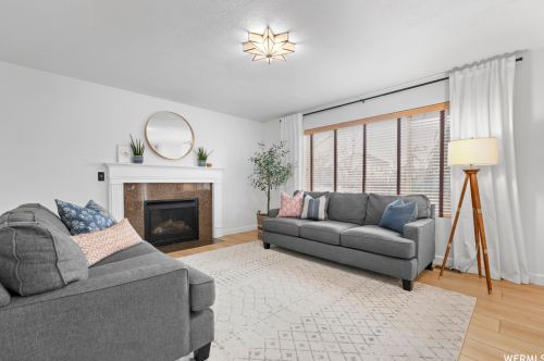 4166 Red Orch Way, Taylorsville UT 84084-5643 exterior