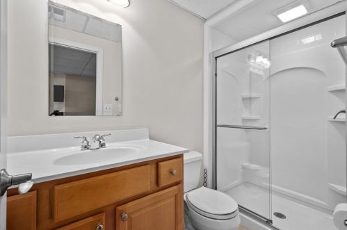 2419 Orchard Dr, Pittsburgh PA  15241-2542 exterior