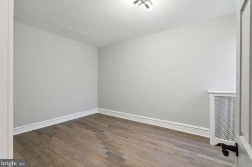 2858 Aramingo Ave, Philadelphia PA  19134-4224 exterior