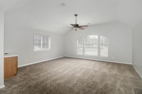 8203 Cross Country Dr, Humble TX 77346-6115 exterior