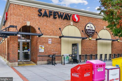 1426 21st St, Washington DC  20036-5947 exterior