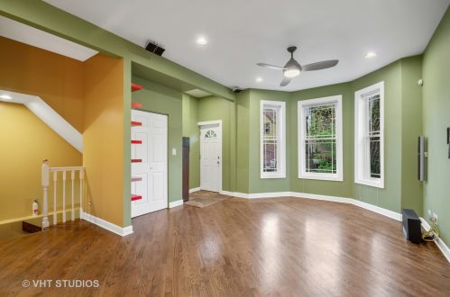 2076 Stave St, Chicago, IL 60647-4025