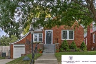 6228 William St, Omaha NE  68106-1548 exterior