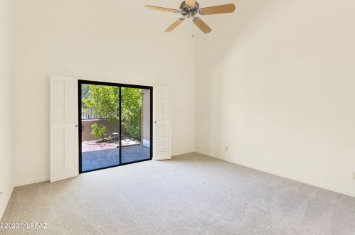 6091 Golden Eagle Dr, Tucson AZ  85750-1393 exterior