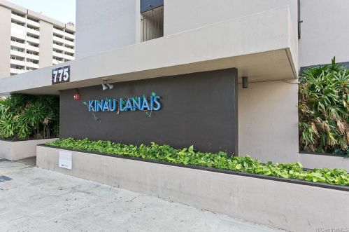 775 Kinalau Pl, Honolulu HI  96813-2612 exterior
