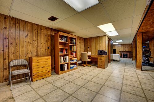 141 121 Pl, Chicago IL 60628-6657 exterior