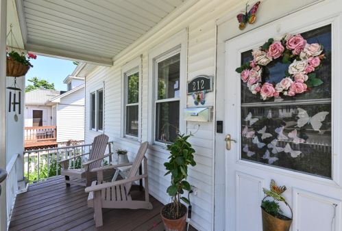 212 70, Milwaukee WI 53223-2114 exterior