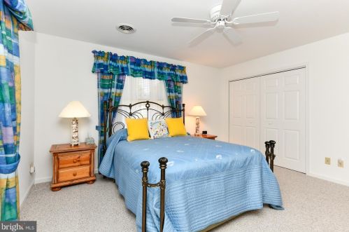 18247 Oak Ln, Lewes DE 19958 exterior