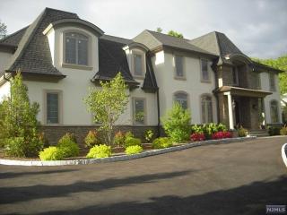 63 North Ave, Montvale, NJ 07645-1137