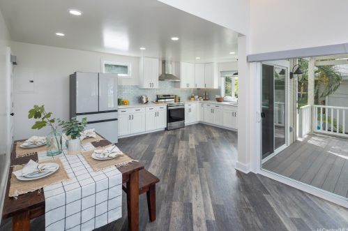 1431 10th Ave, Honolulu, HI 96816-2767