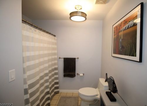 6316 Belmont Dr, Hackettstown NJ 07840-1603 exterior