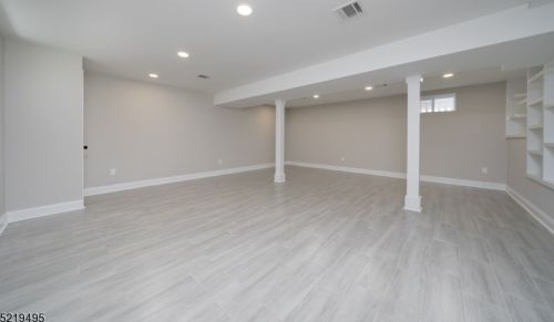 26 Minton Ave, Chatham Township NJ  07928-2740 exterior