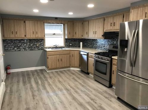 892 Palisade Ave, Teaneck NJ  07666-3410 exterior