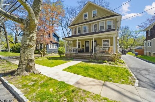 36 Dunnell Rd, Maplewood NJ  07040-1334 exterior