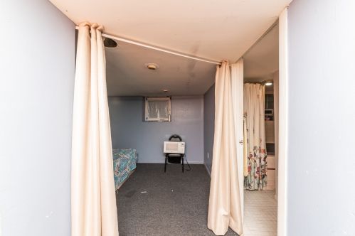 2718 Campbell Ave, Chicago IL 60647-1923 exterior