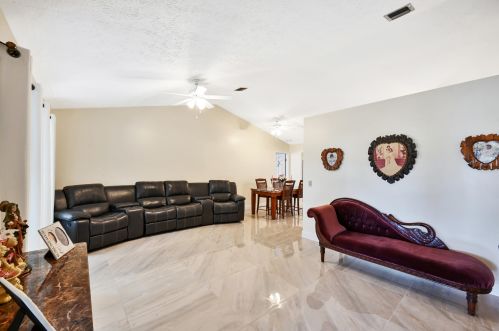 5409 Palmetto Dr, Fort Pierce FL  34982-7481 exterior