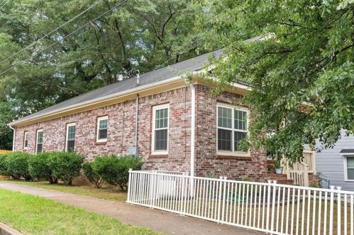 718 Bayard St, Atlanta, GA 30344-4320