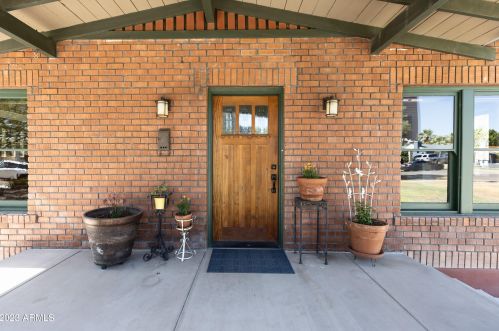 84 Cypress St, Phoenix, AZ 85003-1103