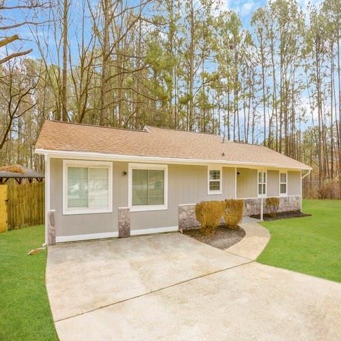 2162 Pintail Dr, Lithonia GA  30058-8334 exterior