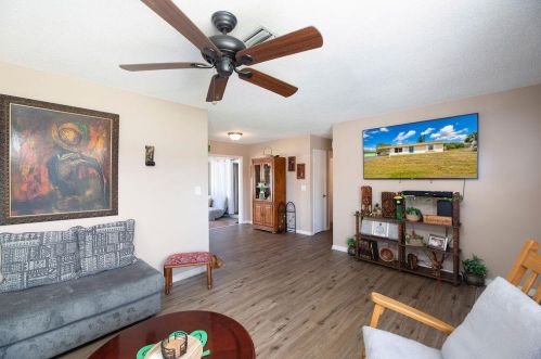 117 Ray Ave, Fort Pierce FL  34983-3045 exterior