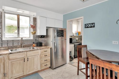 11542 Kolin Ave, Chicago IL 60803-2139 exterior