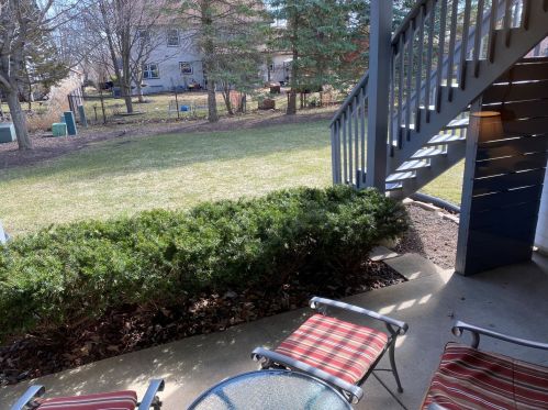 665 Barlina Rd, Bull Valley IL 60014-8451 exterior