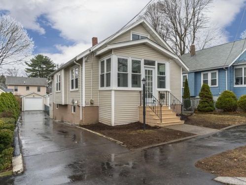 150 Holbrook Rd, Quincy, MA 02171-2617