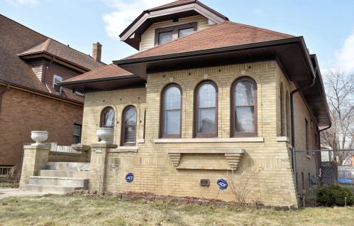 2951 53, Milwaukee WI 53210-1616 exterior