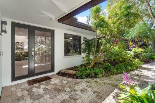 5288 Boca Marina Cir, Boca Raton FL  33487-5247 exterior