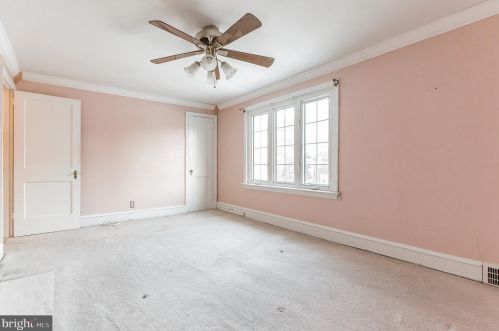 7 Dowling Ave, Camden NJ 08106-1433 exterior