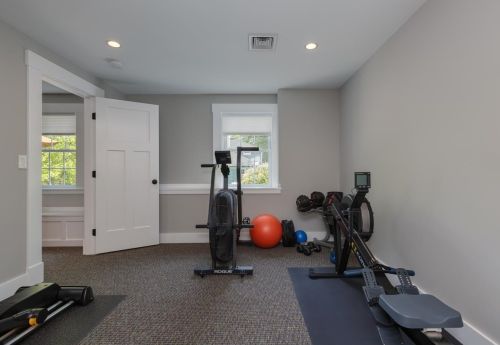 39 Thayer Pond Rd, Concord NH  03301-7517 exterior