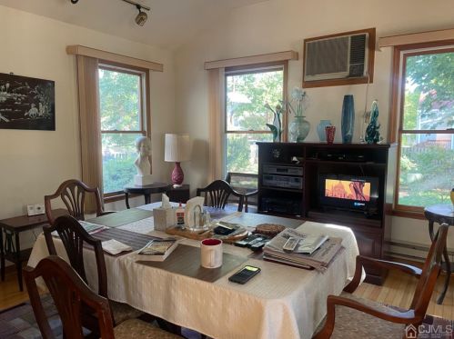 501 4 Ave, New Brunswick NJ 08904-2630 exterior