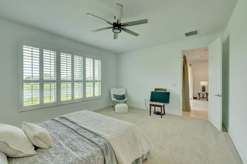 9516 Royal Poinciana Dr, Fort Pierce FL  34987-2506 exterior