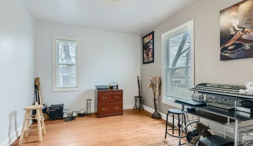 209 19 Ave, Broadview IL 60153-1727 exterior