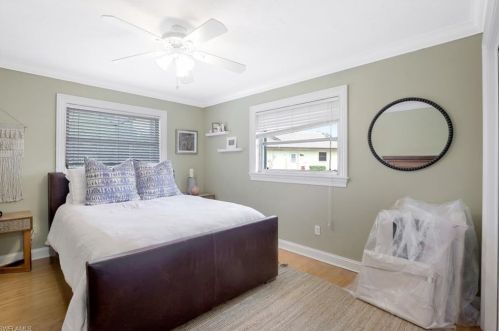 619 Neapolitan Way, Naples FL 34103-8502 exterior