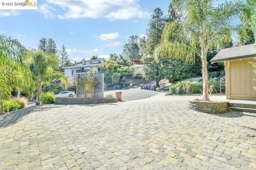 1180 Ridgemont Pl, Concord CA 94521-4831 exterior